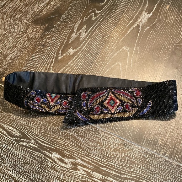 Beaded Belt with Velcro closure, Size Large, Never worn, Condition like new - Picture 1 of 16